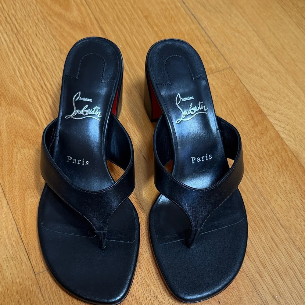 Christian Louboutin Black Leather Thong Mule Heels Red Sole 39 - Picture 2 of 7